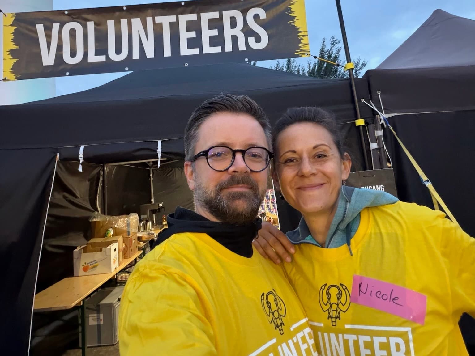 Die andere Seite des Zielbogens: Wie es ist, beim Mammutmarsch Volunteer zu sein