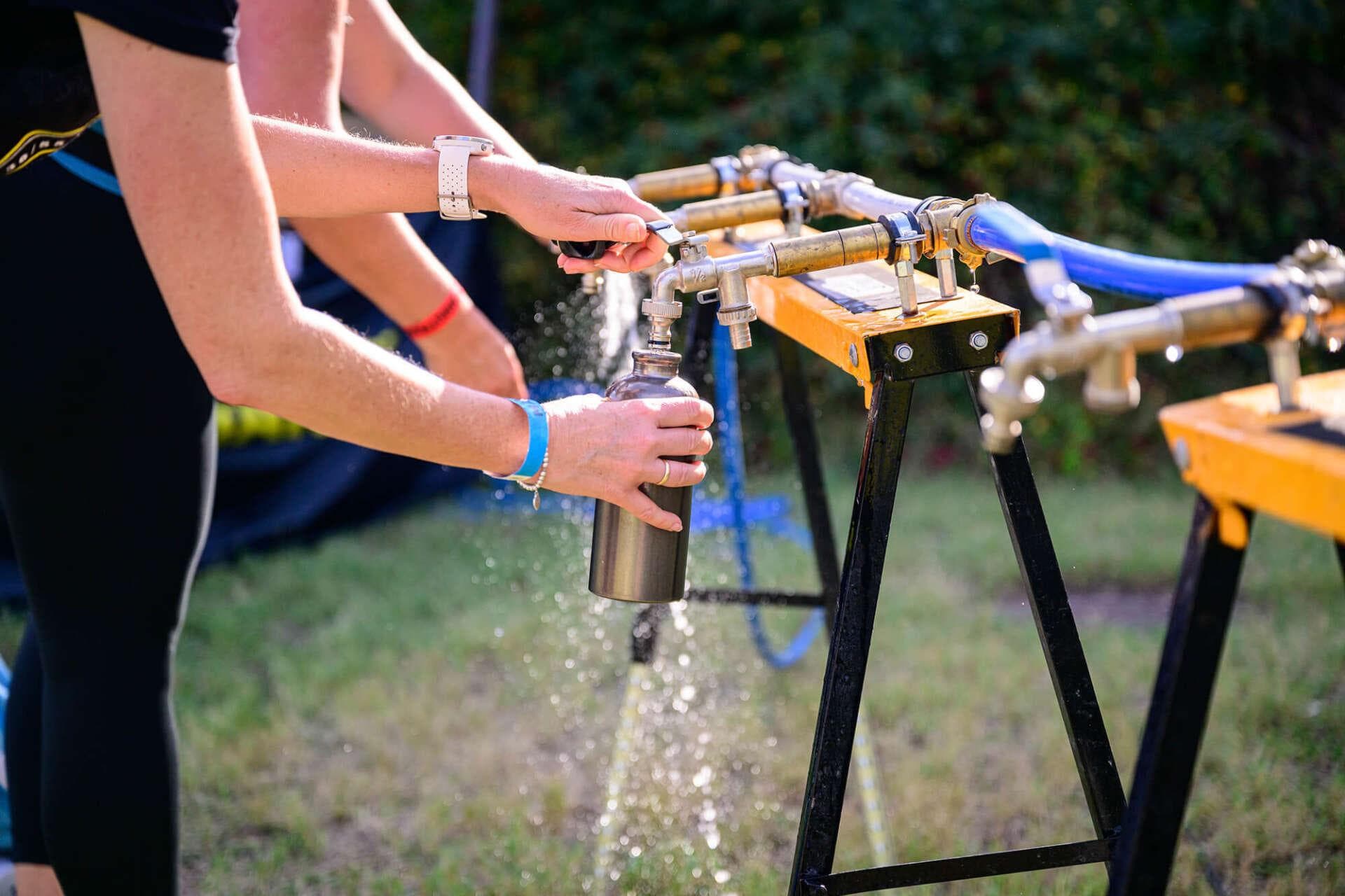 Die ultimative Entscheidung: Trinkblase oder Trinkflasche zum Wandern?