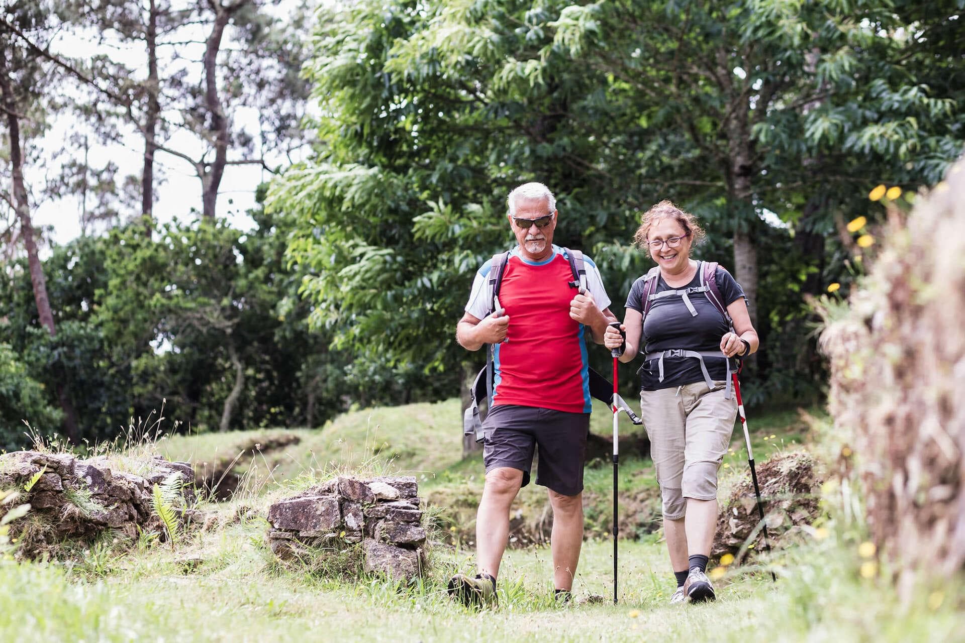 Leichte Wanderungen für Senioren: Wandern im Alter