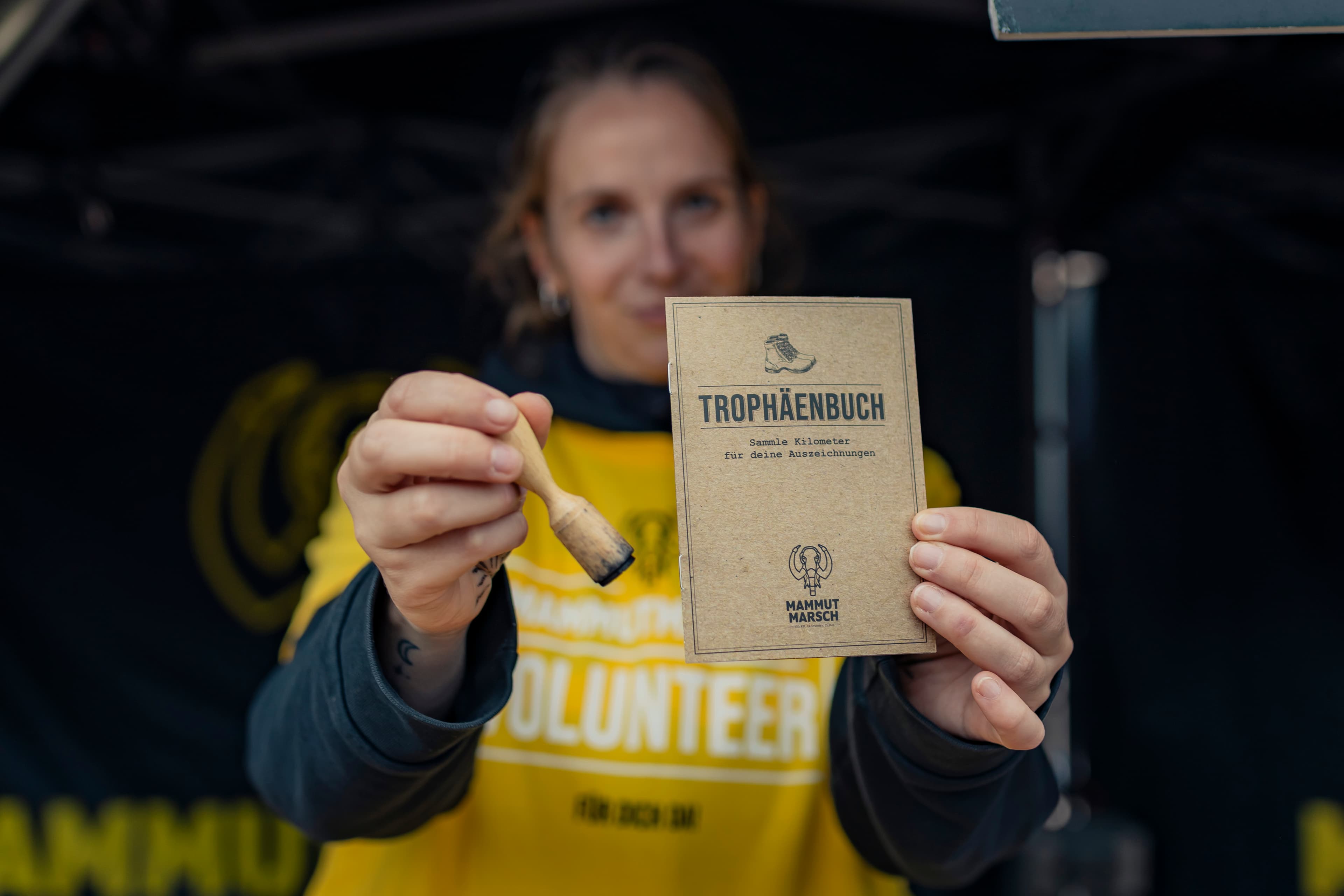 Das Mammutmarsch-Trophäenbuch: Sammle Stempel für dein Abenteuer