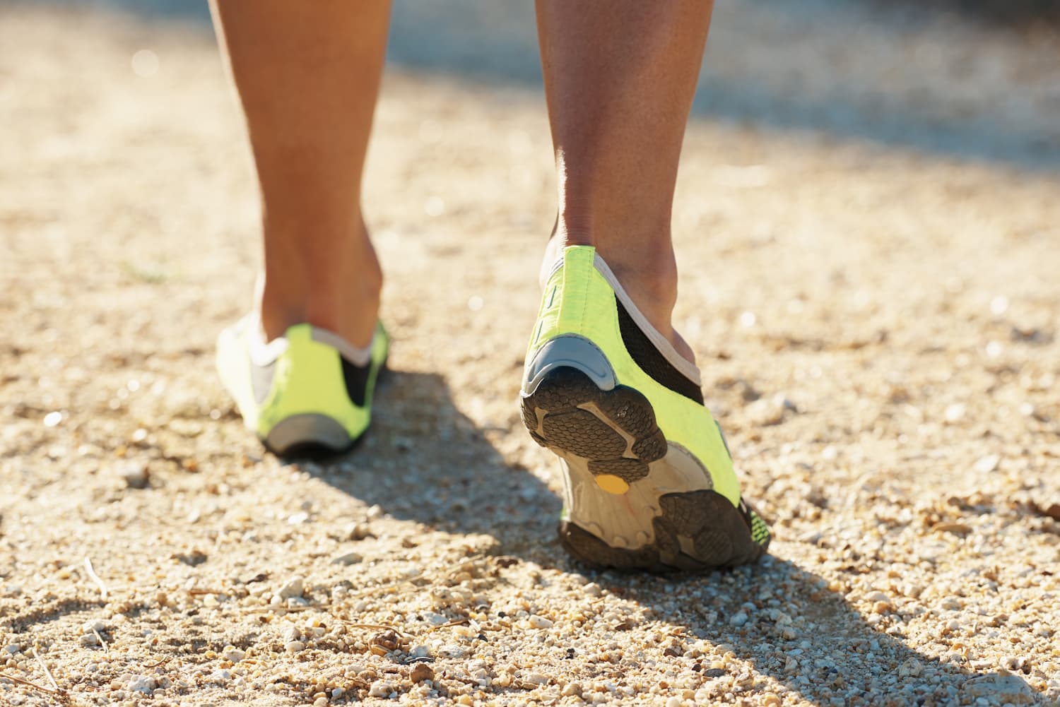 Barfußschuhe: Vorteile, Nachteile & wie du den Umstieg richtig angehst