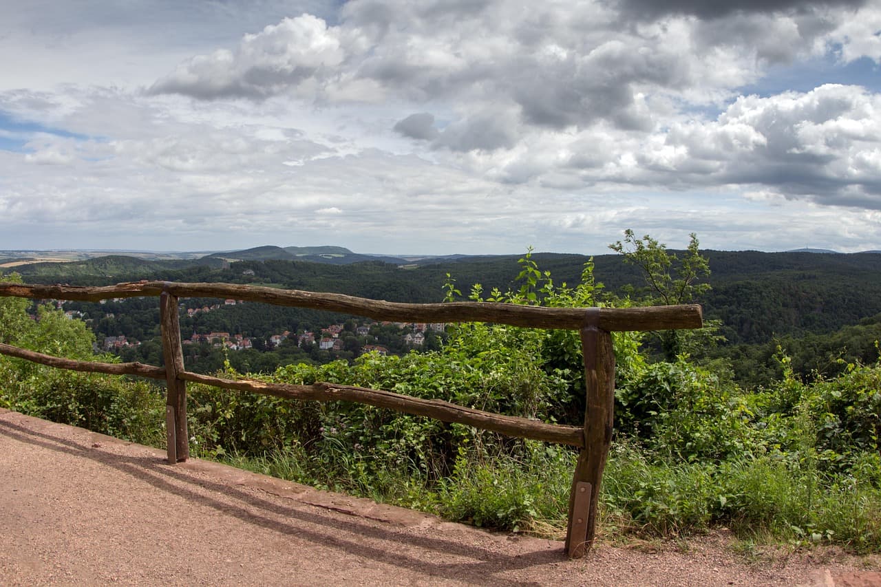 Wandern am Rennsteig: Klassiker mit Aussicht und Geschichte